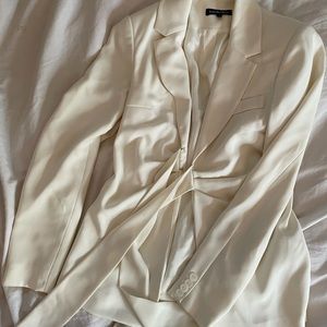 Isabella Oliver maternity blazer white size 1